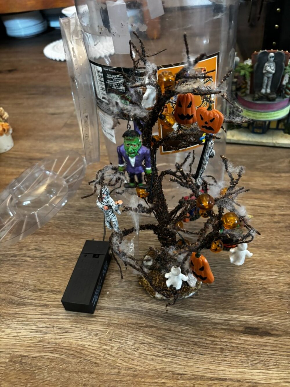 Lemax Halloween village accessories Lighted Decorated tree MIP